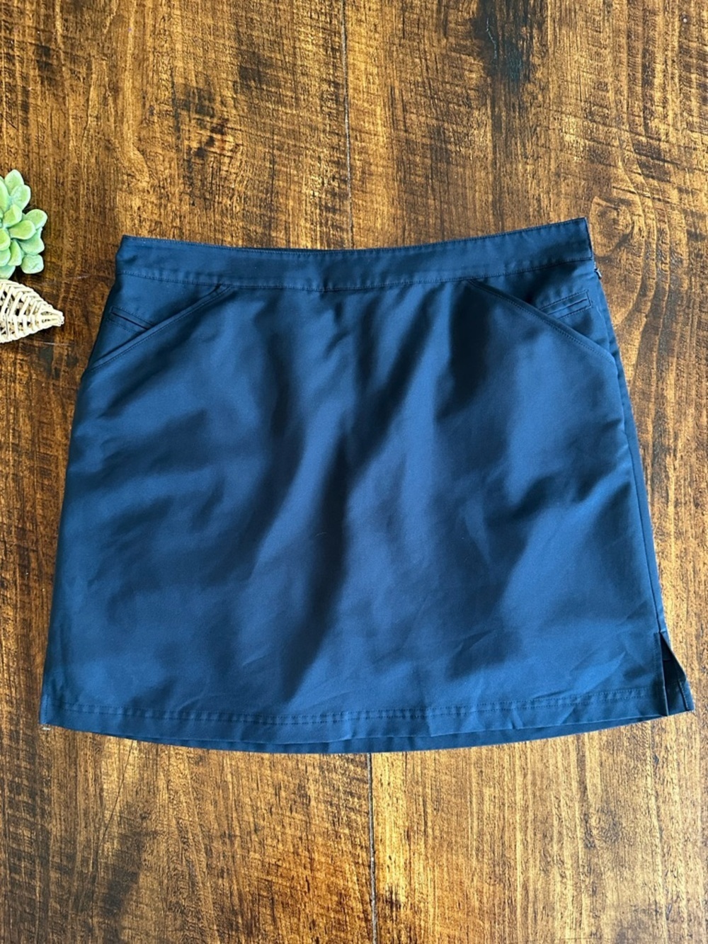 NVO Sport | Navy Blue Performance Golf Skort - Size 12